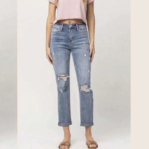 NWT Vervet Distressed Boyfriend Jeans